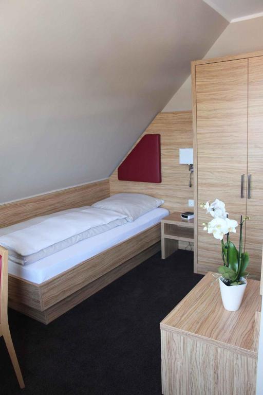 Hotel Stadtidyll & Dependancen Rotenburg an der Wümme Room photo